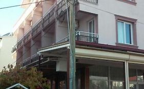 Adalında Otel